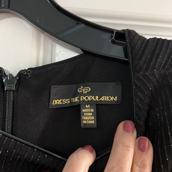 Dress the Population black shimmer l/s dress with cutout & gathered waist medium - Picture 6 of 6